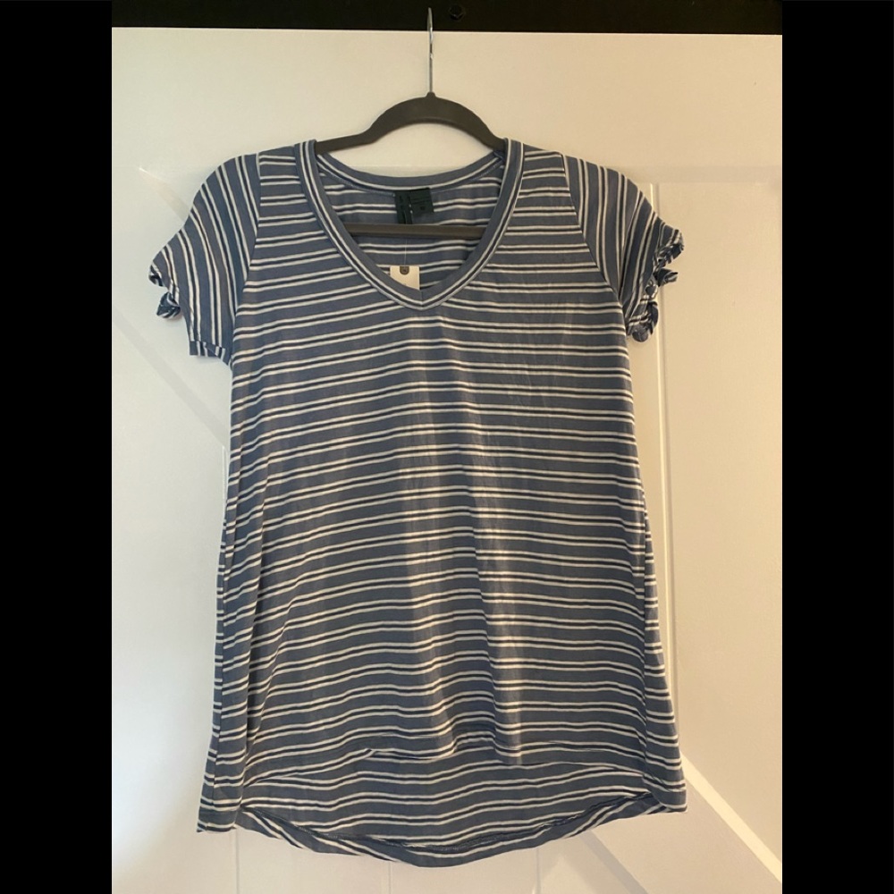 NWT Anthropology Shoulder Tie Cotton Top. Xs